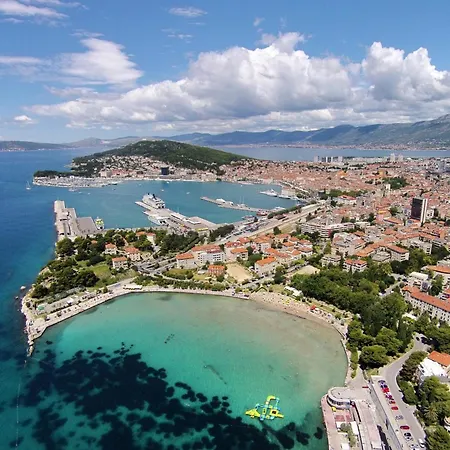 Apartamento With A Parking Space - 23492 Split
