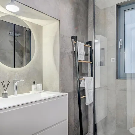 Appartamento With A Parking Space - 23492 Spalato